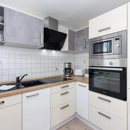 Haus Kajedeich Robbe Apartment *